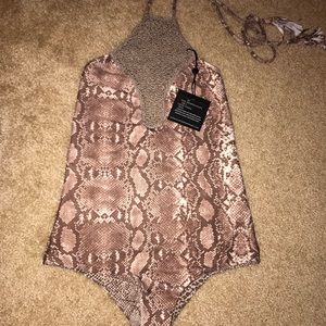 Small acacia one piece